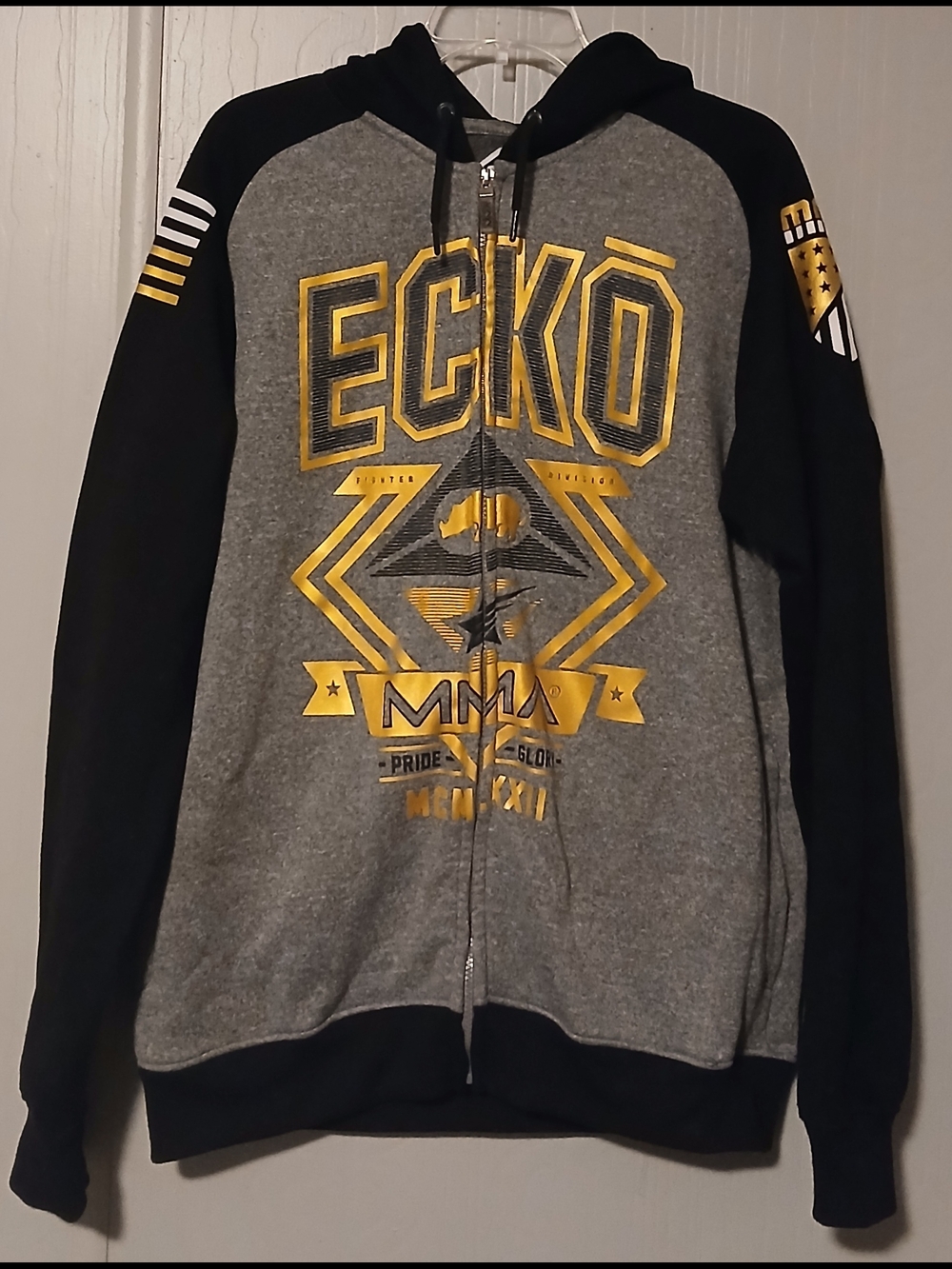 Ecko Mma Mens Large Sweater